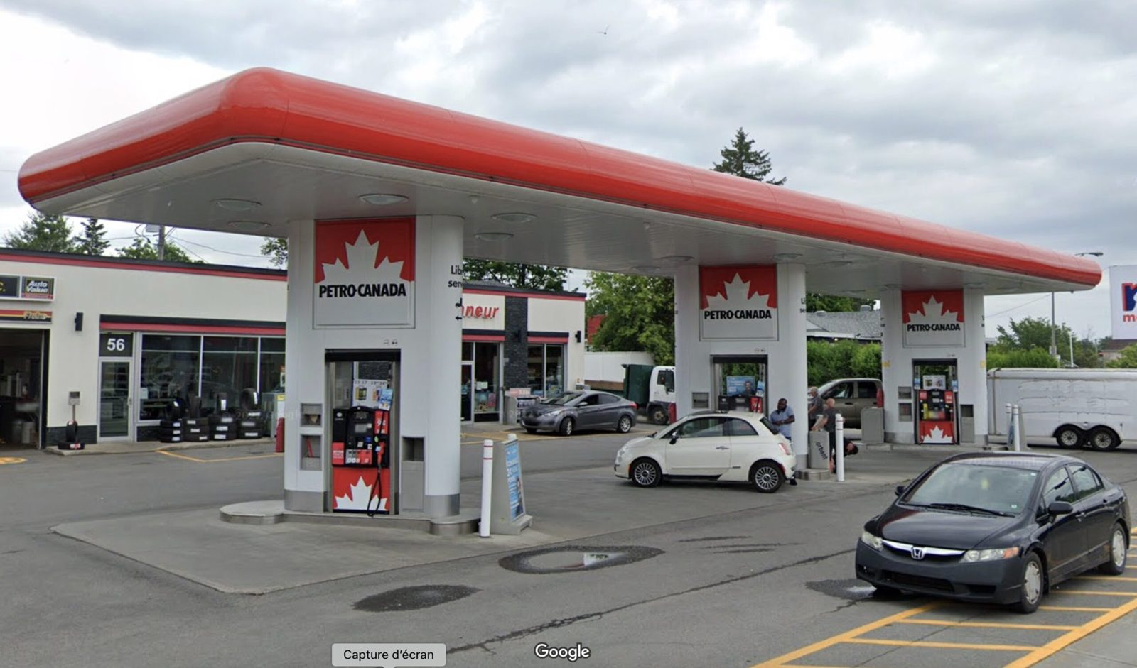Dépanneur – Station service — photo 1