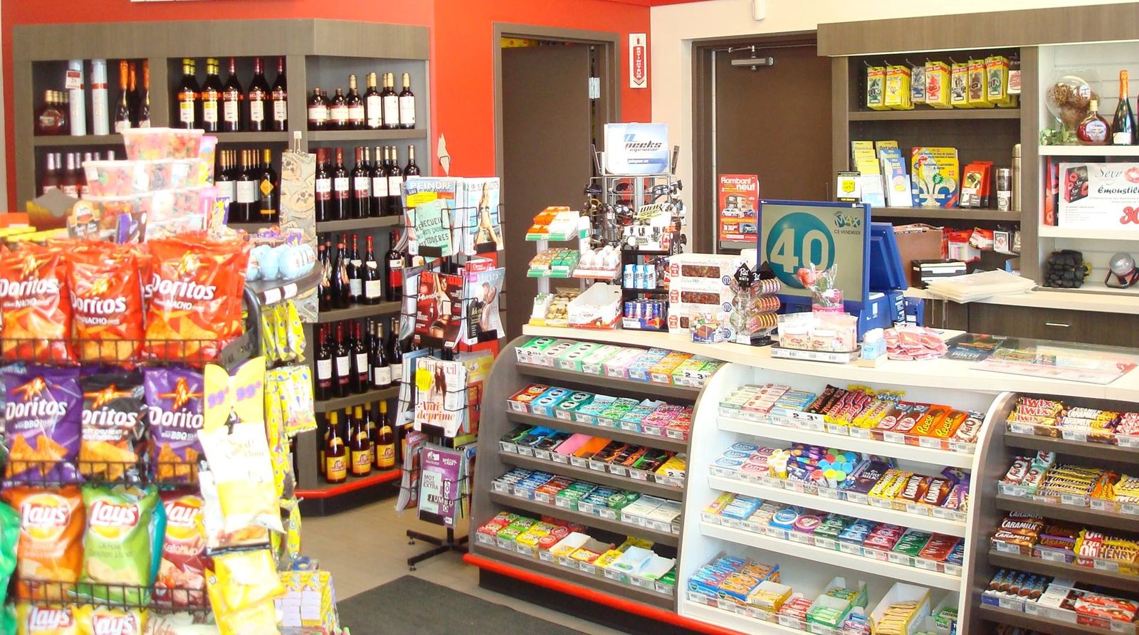 Dépanneur – Station service — photo 4