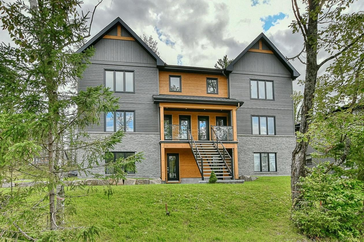 INVESTISSEMENT – 6 PLEX EN CONDOS — photo 1