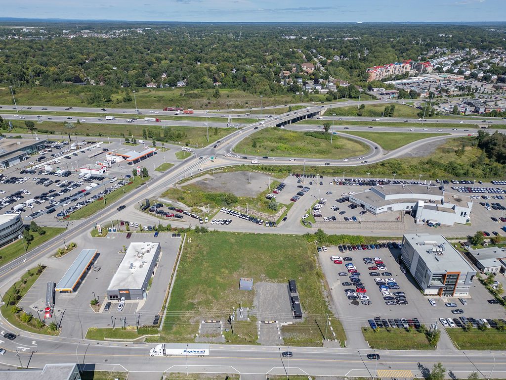 TERRAIN 53 000 pc Industriel et commercial – Boisbriand — photo 3