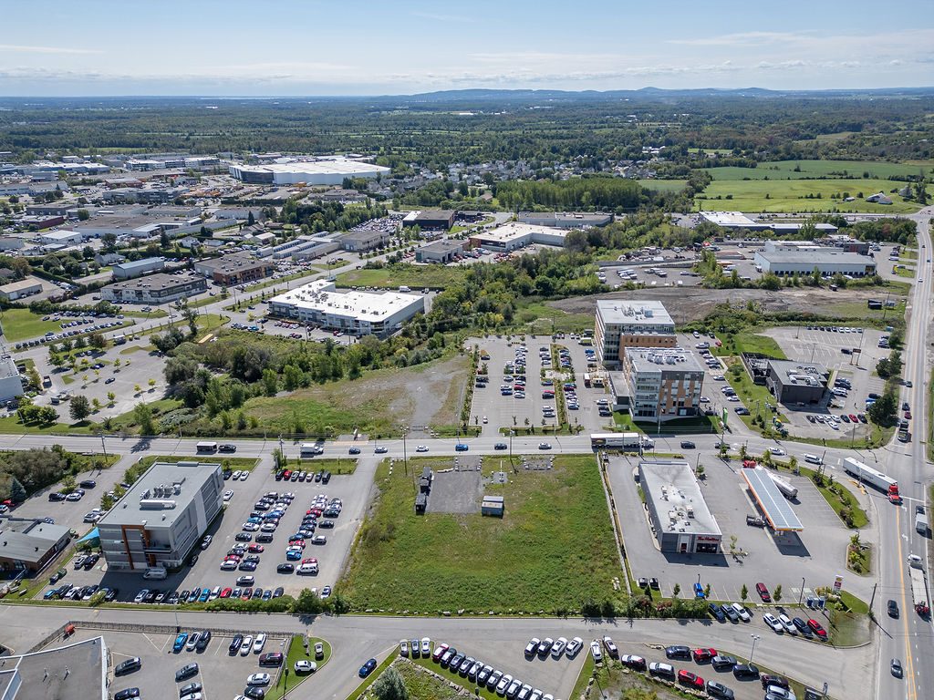 TERRAIN 53 000 pc Industriel et commercial – Boisbriand — photo 6
